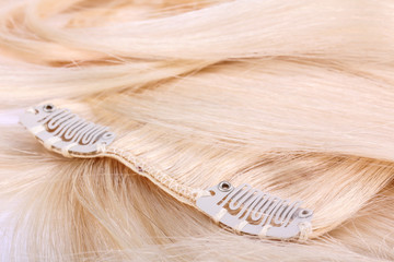 Blond hair extension