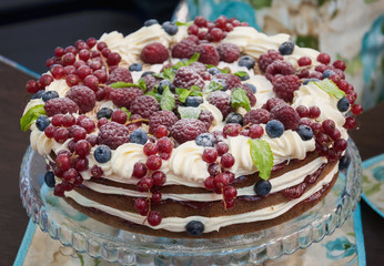 Торт с ягодами
