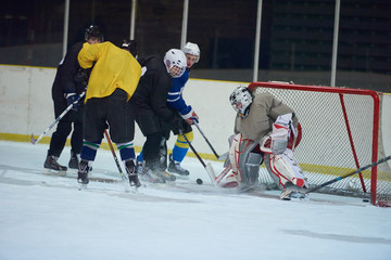 Naklejka premium ice hockey goalkeeper