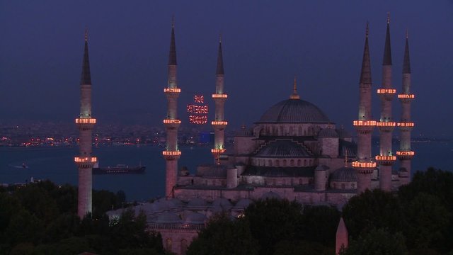 Nighttime at the Blue Mosque, Istanbul, Turkey.