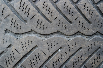 Profil eines alten Reifens 01 