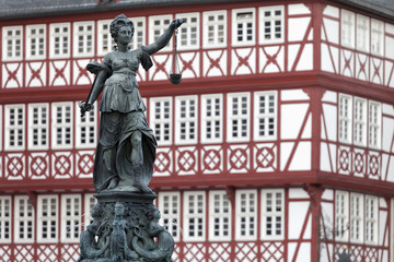 Justizia Römer Frankfurt