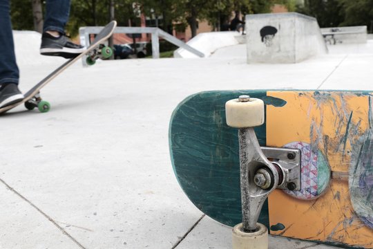 Skateboard and skatepark