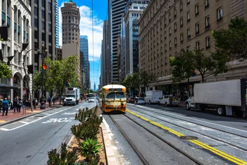 Gordijnen Tram in Market Street in San Francisco © pikappa51
