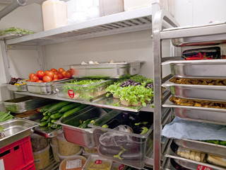 kitchen walk-in vegetable refrigerator 