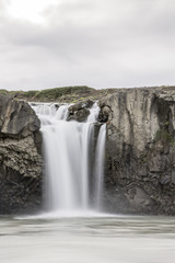 Obraz premium Wasserfall