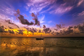 Gardinen Beach Mombasa © kyslynskyy