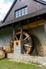wheel mill