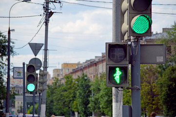 Зеленый светофор