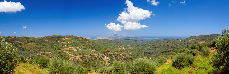 Fototapeta na wymiar Amazing view on panorama of west Crete island, Greece