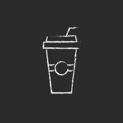 Disposable cup with drinking straw icon drawn in chalk.