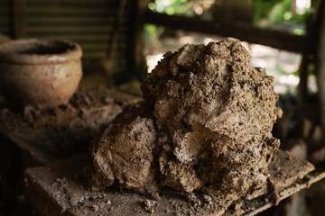 earthenware artistic.. Forming and moldingto