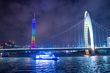 Fototapeta na wymiar night view of Guangzhou Tower and Pearl River