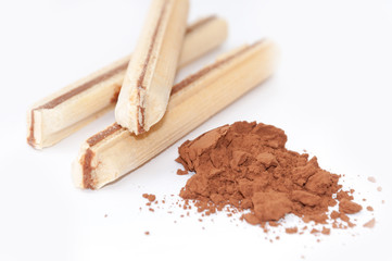 Chocolate wafers with grounded cocoa over white