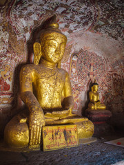 Obraz premium Pho Win Taung Cave, Monywa