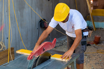 Bauarbeiter auf einer Baustelle