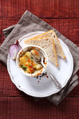 Mushrooms baked in cheese