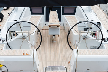 Luxury sail boat © Andrés García