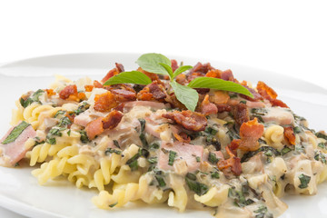 penne pasta with cream sauce