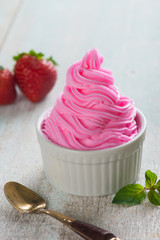 strawberry ice cream