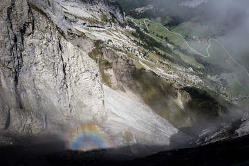 Fototapeta na wymiar Spectre en montagne