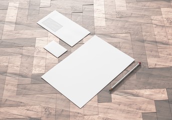 Briefpapier Visitenkarte Kuvert mit Bleistift auf Holz