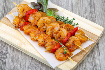 Raw prawn skewer