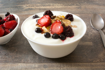 Natural yogurt with fresh berries