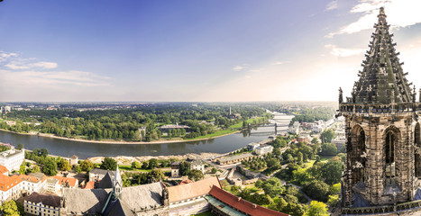 Sicht über Magdeburg und Südturm des Doms - obrazy, fototapety, plakaty