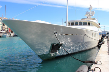Obraz premium Luxury Yacht in Nice