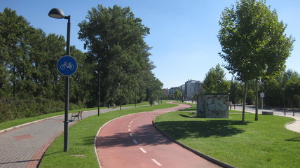 Paseos, parques y calles de ciudades