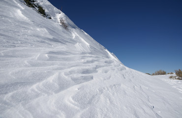 Fototapeta na wymiar Paisajes de invierno en sierra nevada