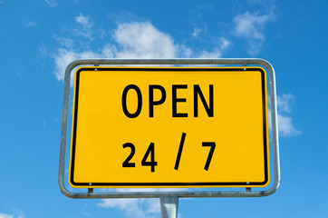 Open 24/7 Ortstafel