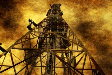 Telecommunications tower