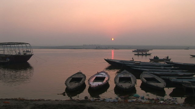 Early morning hazy/foggy sun VWS of Gange