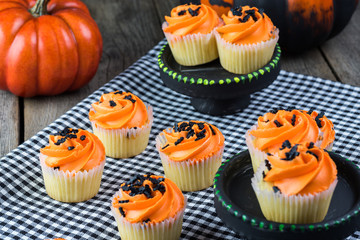 Halloween cupcakes.