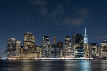 Fototapeta na wymiar New-York at night
