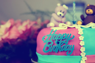 birthday cake with bears and flowers