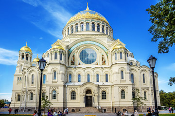 Fototapeta na wymiar The Naval cathedral of Saint Nicholas in Kronstadt, Russia