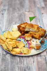 Frittatina napoletana e patatine fritte