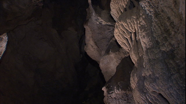WS Cave passage & dripping stalactites