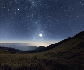 Foto auf Acrylglas Mondaufgang in den Bergen © Yuriy Mazur