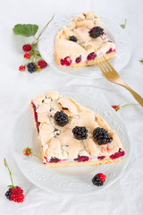 Brombeer-Baiser-Kuchen 