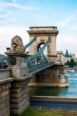 Széchenyi-kettingbrug en rivier de Donau in Boedapest