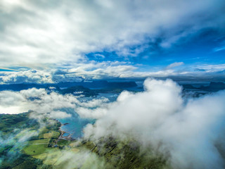Fototapeta na wymiar Lofoten in clouds