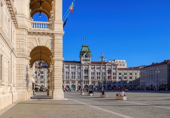Triest Piazza Grande 01 - obrazy, fototapety, plakaty