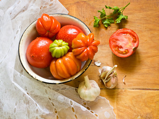 fresh tomatoes, garlic and parsley