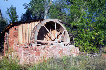 Nineteenth-century stone water wheel in Red Rock Crossing Park, Sedona, Arizona