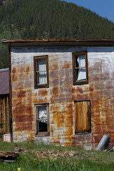 Fototapeta na wymiar Nineteenth-century St. Elmo mining town in the Colorado Rockies