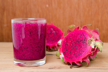 Dragon fruit smoothie